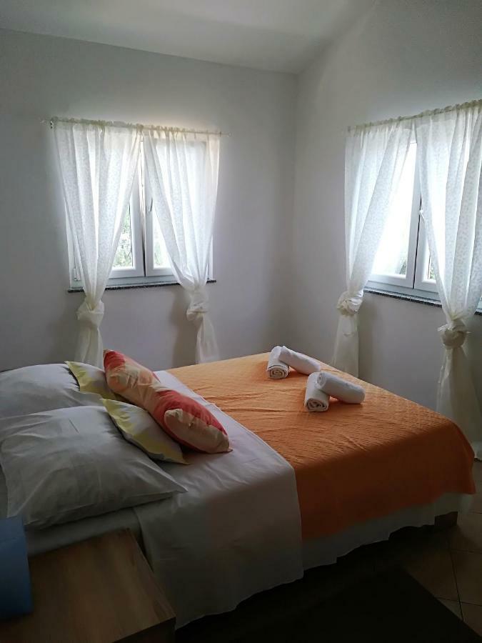 Apartman Rosanda 1 Premuda Buitenkant foto